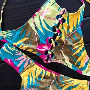 NWT Volcom Halter Criss-Cross Floral Bikini
